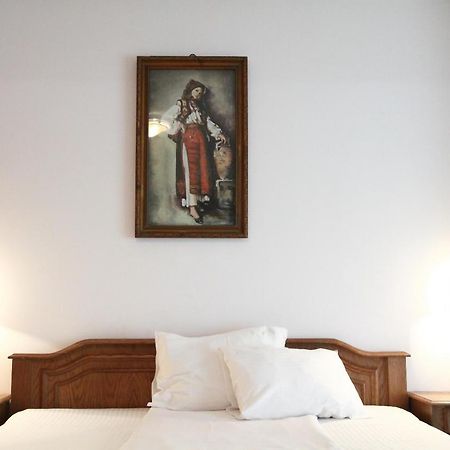 Mellis 1 Apartamento Cluj-Napoca Quarto foto